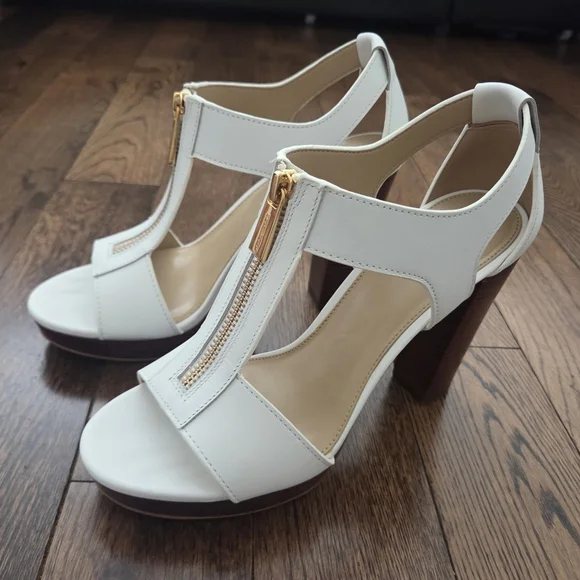 Michael Kors Optic White Berkley Leather Sandals Size 6.5 - Picture 4 of 8